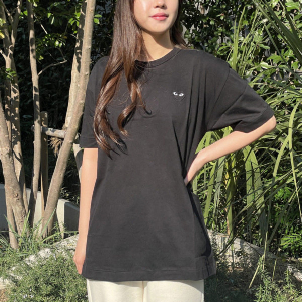 꼼데가르송 반팔티 레드와펜 블랙와펜 남녀공용 AX-T108-051