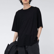 나나미카 울 크루넥 티셔츠 2컬러 S25SH099