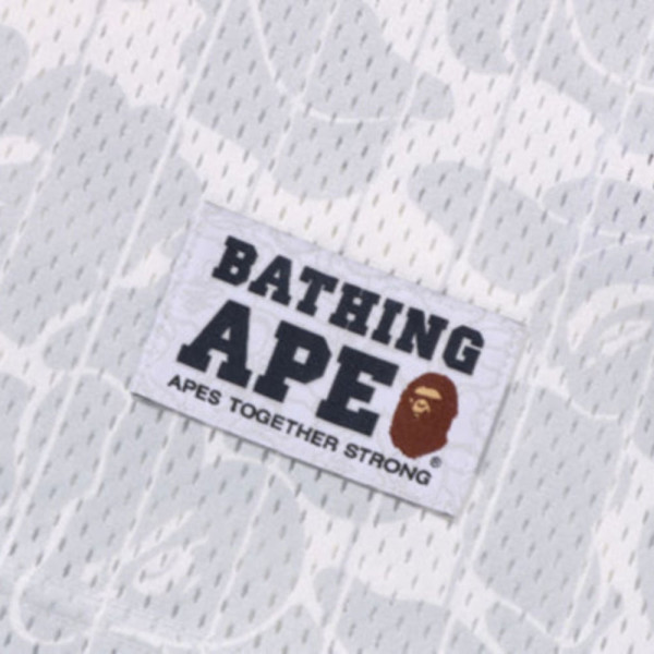 베이프 카모 스트라이프 야구 로고 릴렉스 핏 티셔츠 2컬러 1L30109007