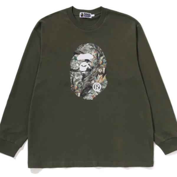 베이프 트리 엣지 카모 에이프 헤드 릴렉스핏 LS 티셔츠 2컬러 1L80111305