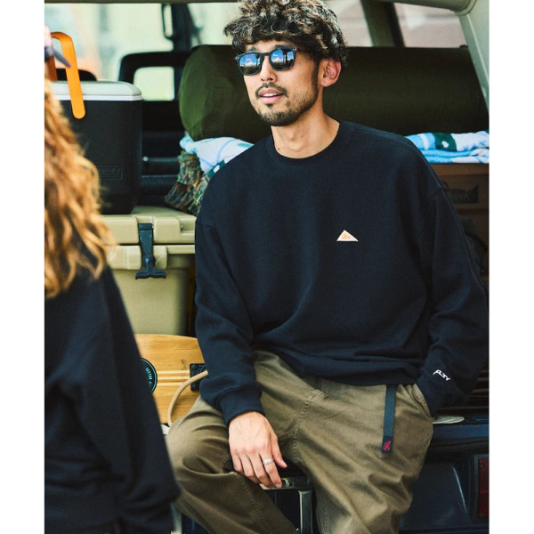 프릭스스토어 켈티 별주 원포인트 빈티지 로고 크루넥 스웨트 7컬러 1221124600009