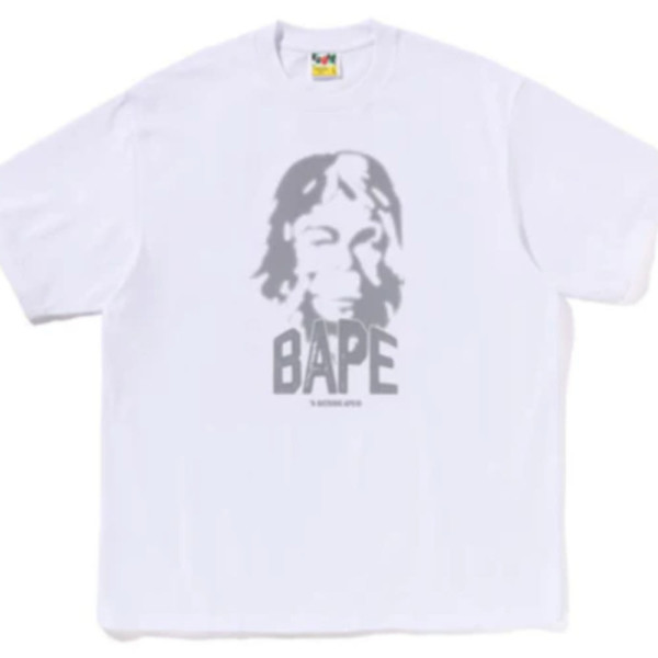 베이프 베이프 그래픽 릴렉스핏 티셔츠 2컬러 1L80110335
