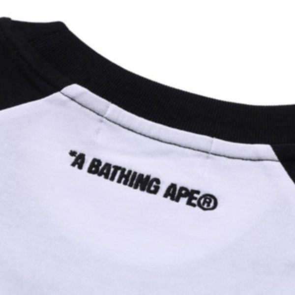 베이프 원 포인트 릴렉스핏 래글런 티셔츠 2컬러 1L80109306