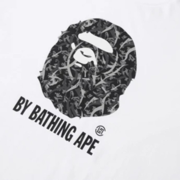 베이프 X CLOT 바이 베싱 에이프 릴렉스핏 티셔츠 2컬러 1L73110913