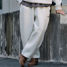 프릭스스토어 빅실루엣 골판지 원포인트 로고 스핀들 스웨트 팬츠 7컬러 1043248901241