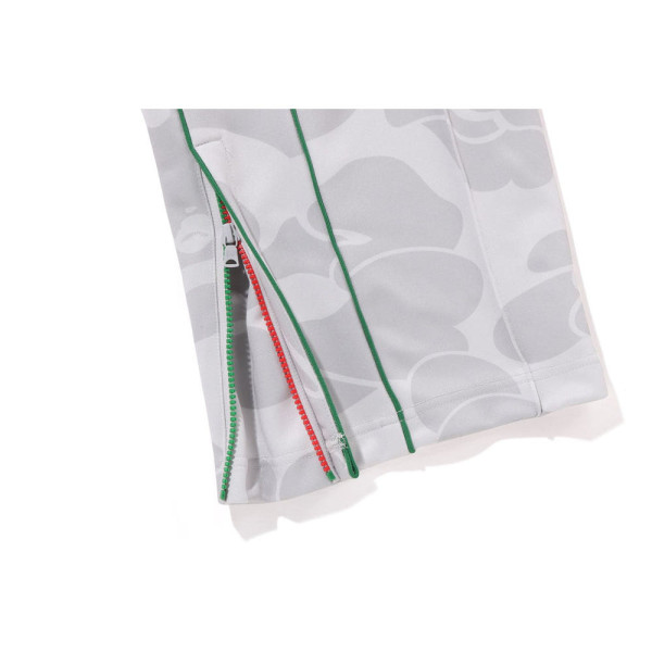 베이프 X 파가니 솔리드 카모 로고 릴랙스 핏 트랙 팬츠 2컬러 1L23152903