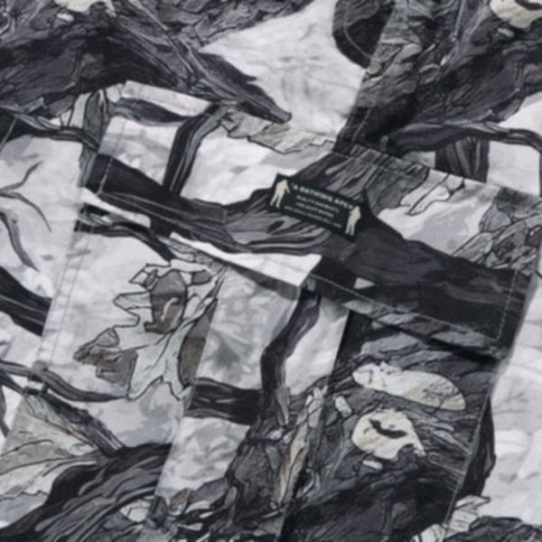 베이프 트리 엣지 카모 카고 쇼츠 2컬러 1L80153002