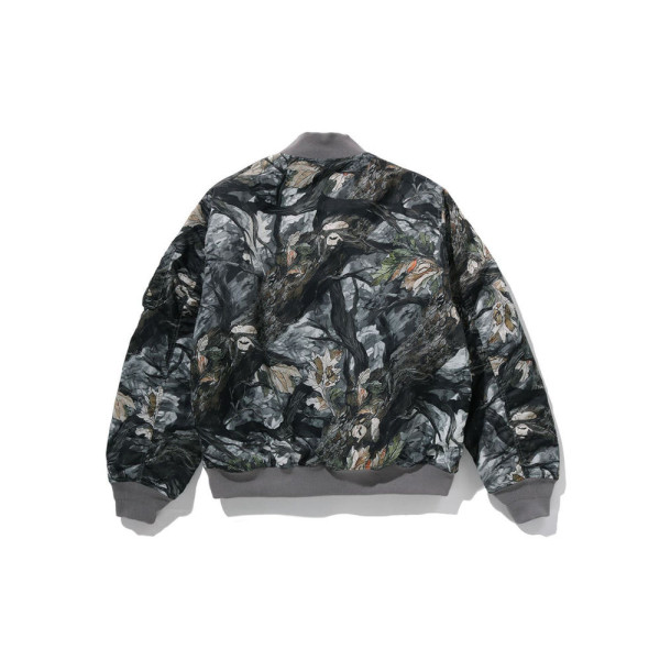 베이프 트리 엣지 카모 봄버 자켓 2컬러 1L80141301