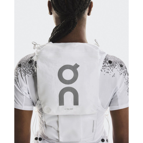 온러닝 울트라 베스트 프로 조끼 2컬러 2UF30130553