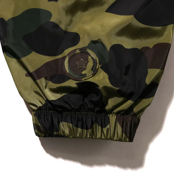 베이프 1ST 카모 자카드 샤크 풀 집 자켓 그린 1L30140326