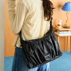 프릭스스토어 컬럼비아 별주 셔링 포켓 숄더백 1369129900009