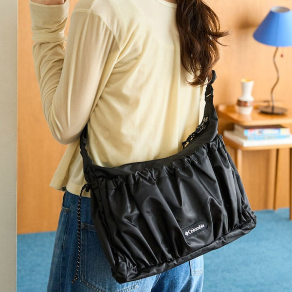 프릭스스토어 컬럼비아 별주 셔링 포켓 숄더백 1369129900009