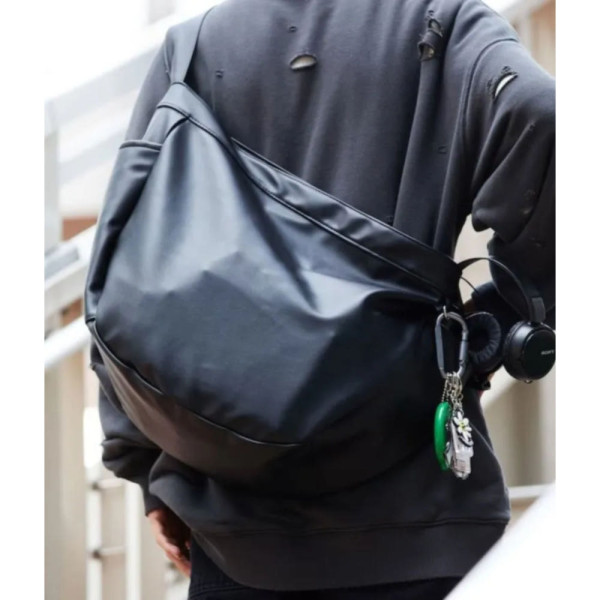 프릭스스토어 비건레더 뉴스페이퍼 백 4컬러 1063248900385