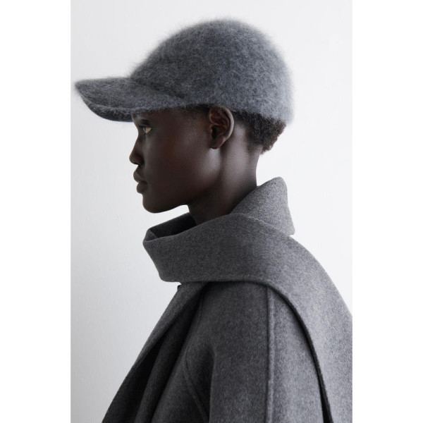 코스 COS 브러쉬드 캐시미어 베이스볼 캡 그레이 1239158001